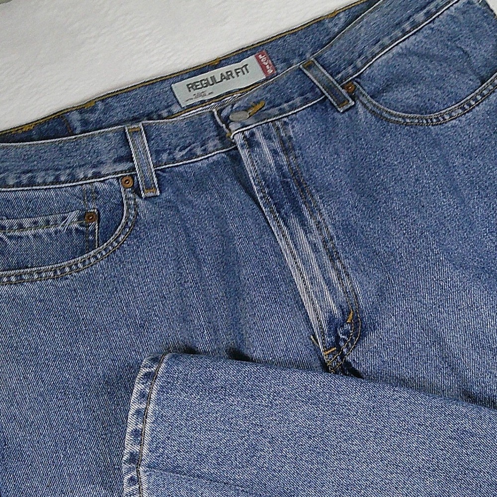 Levis 505 Regular Fit Jeans Mens 38x30 Medium Wash Blue Straight Leg Denim